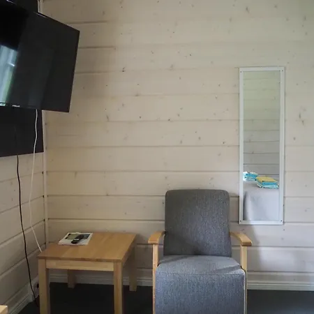 Laensi-suomen Opisto * Huittinen