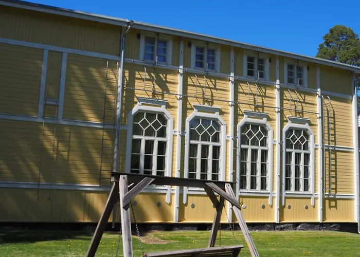 Laensi-suomen Opisto